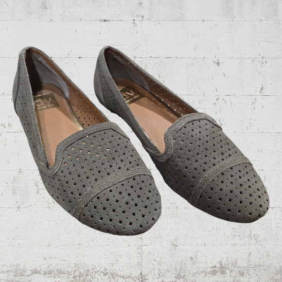 Dolce Vita Shoes - Dolce Vita Taupe Suede Almond Toe Eyelet Slip On Gogo Classic Flat Loafer Size 7